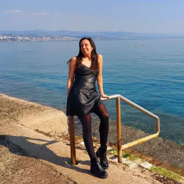 qu33nberrybabe image 0